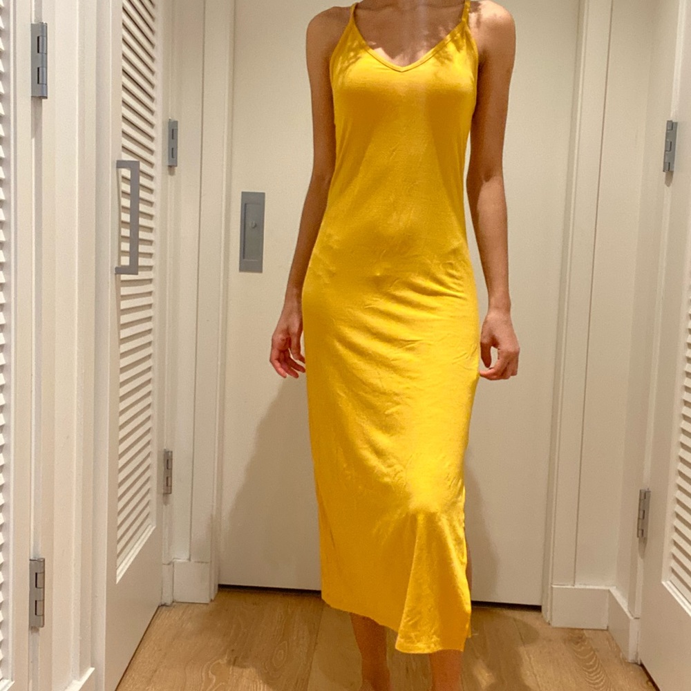 Long yellow dress